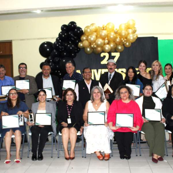 La Universidad Tecnológica de Nogales, Sonora celebra 27 años de historia, logros y orgullo universitario!